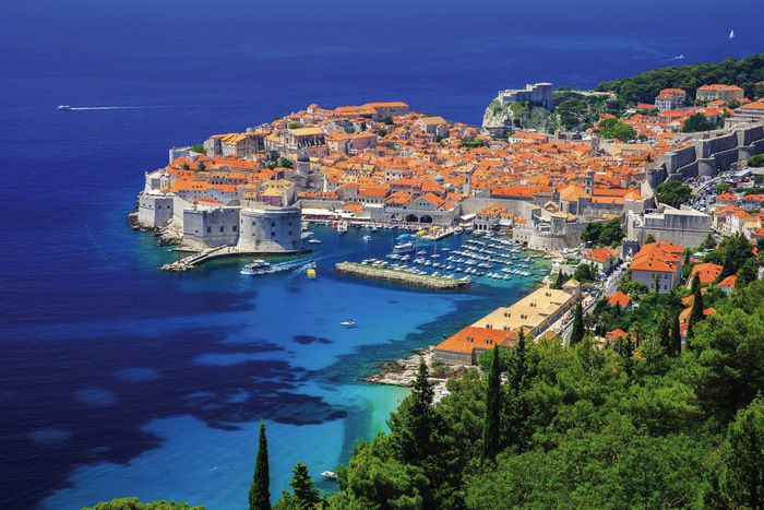 Shore excursions and activities
